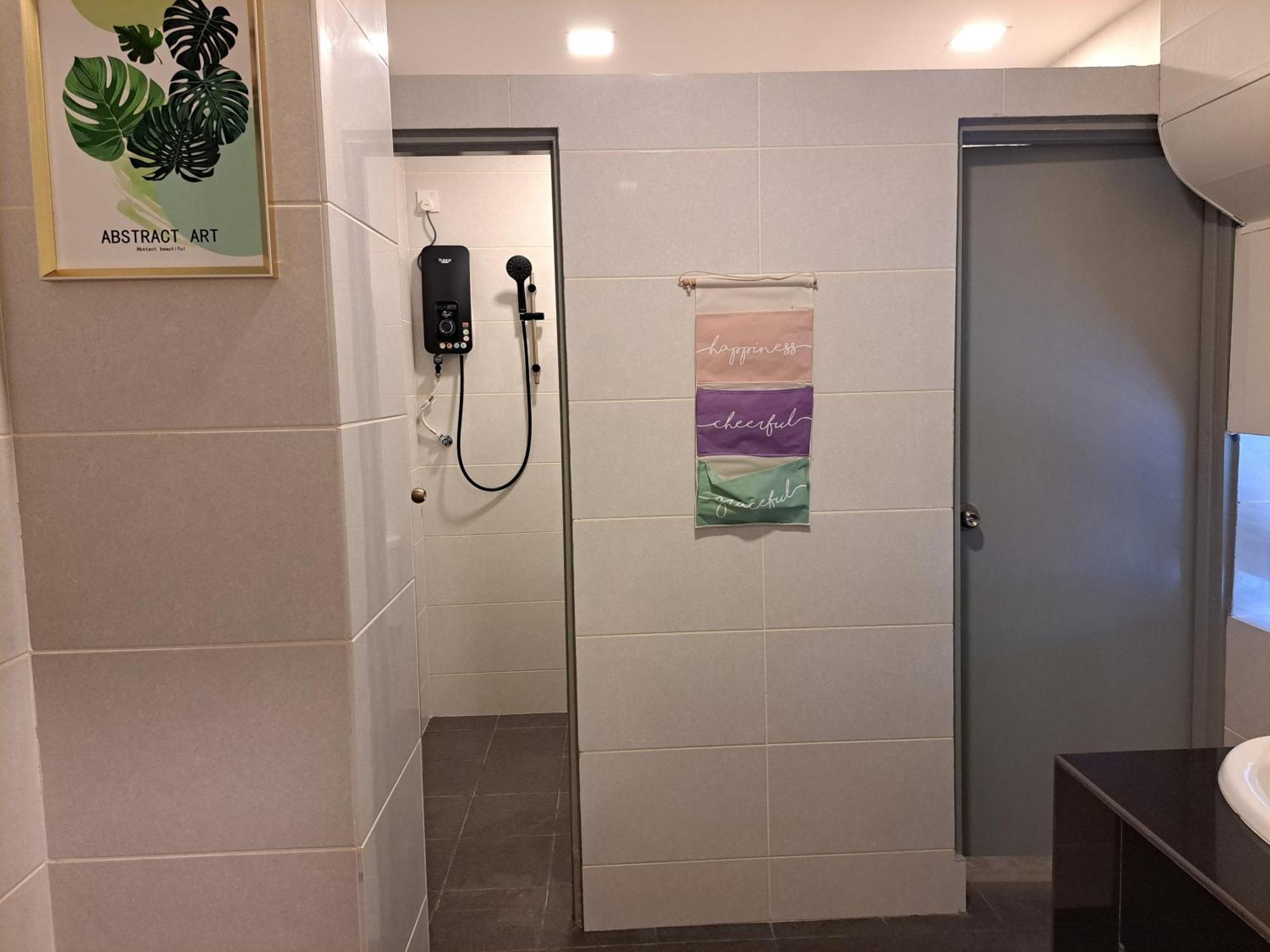Scc Hotel Pj Петалинг Джая Екстериор снимка