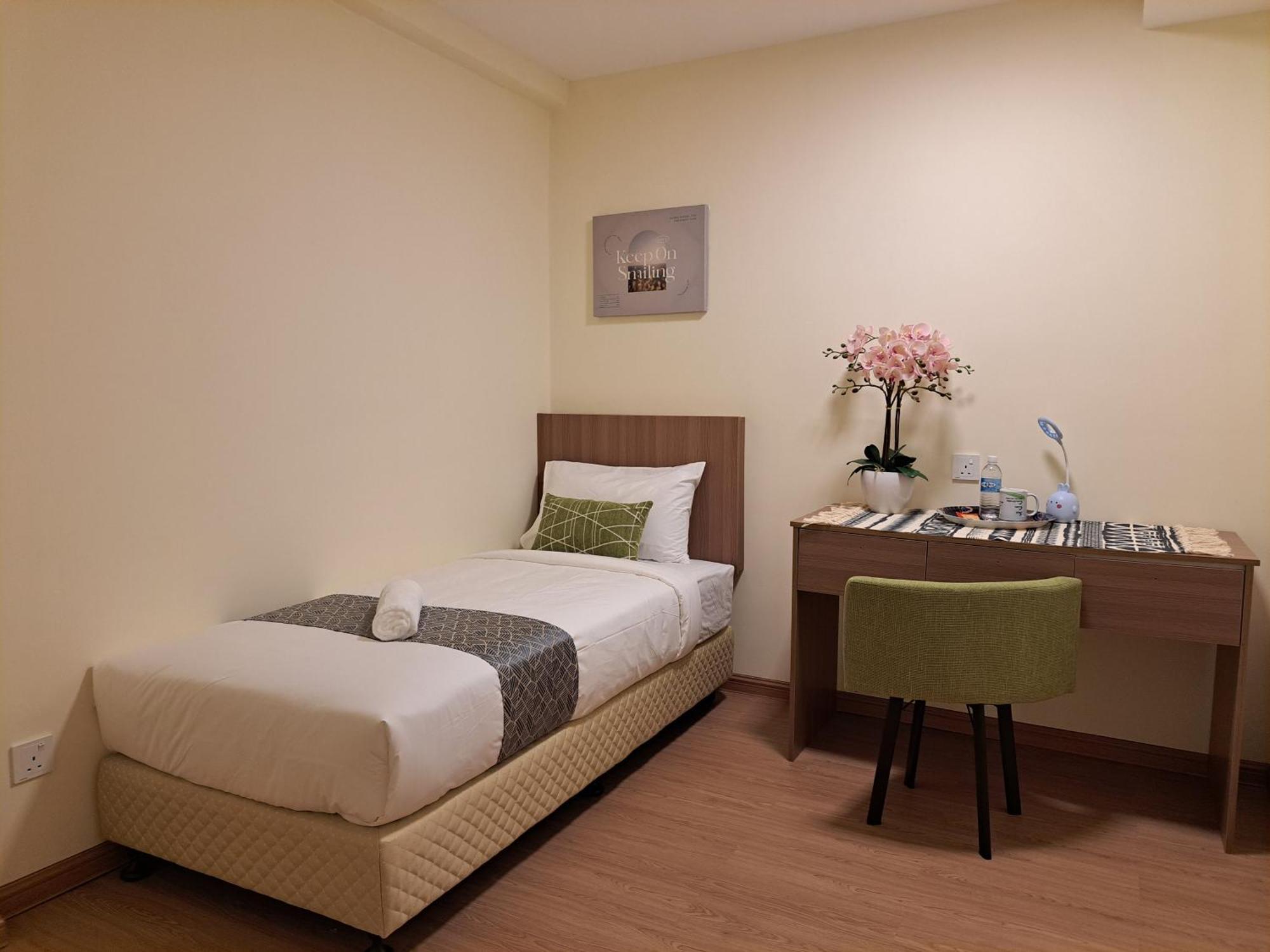 Scc Hotel Pj Петалинг Джая Екстериор снимка