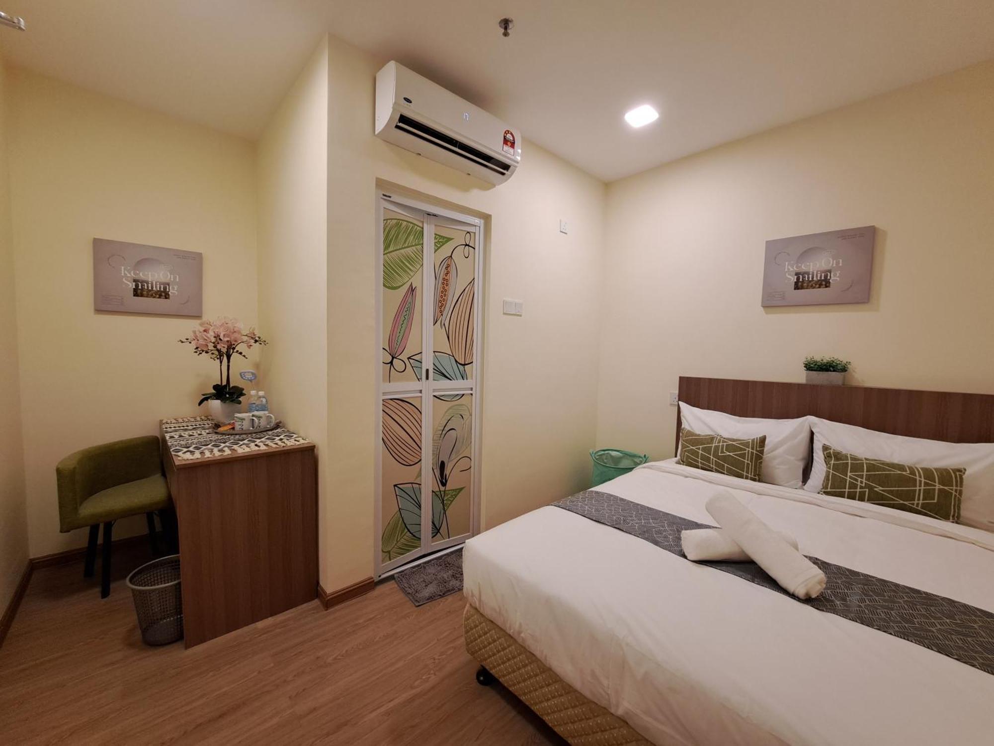 Scc Hotel Pj Петалинг Джая Екстериор снимка
