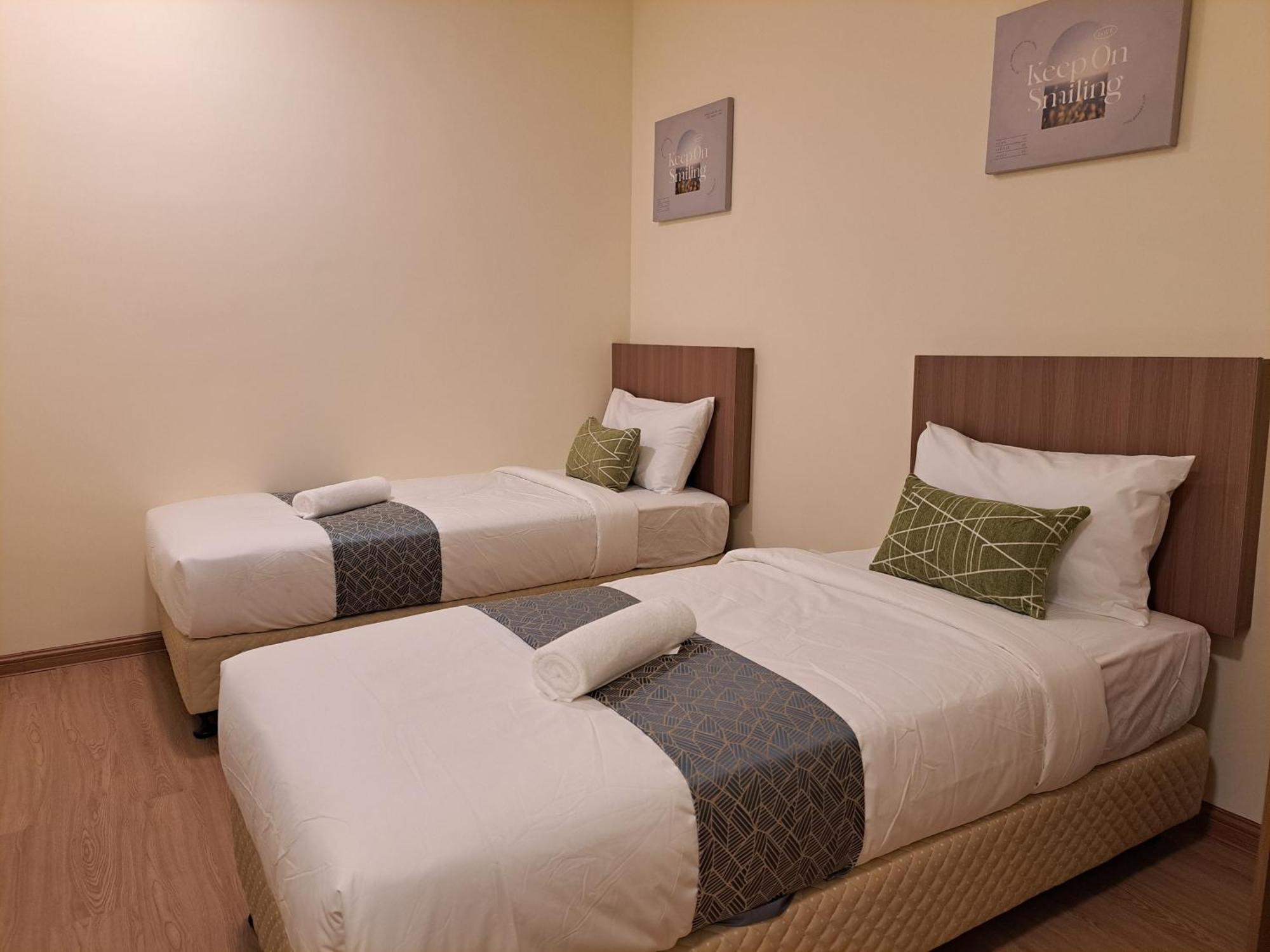 Scc Hotel Pj Петалинг Джая Екстериор снимка