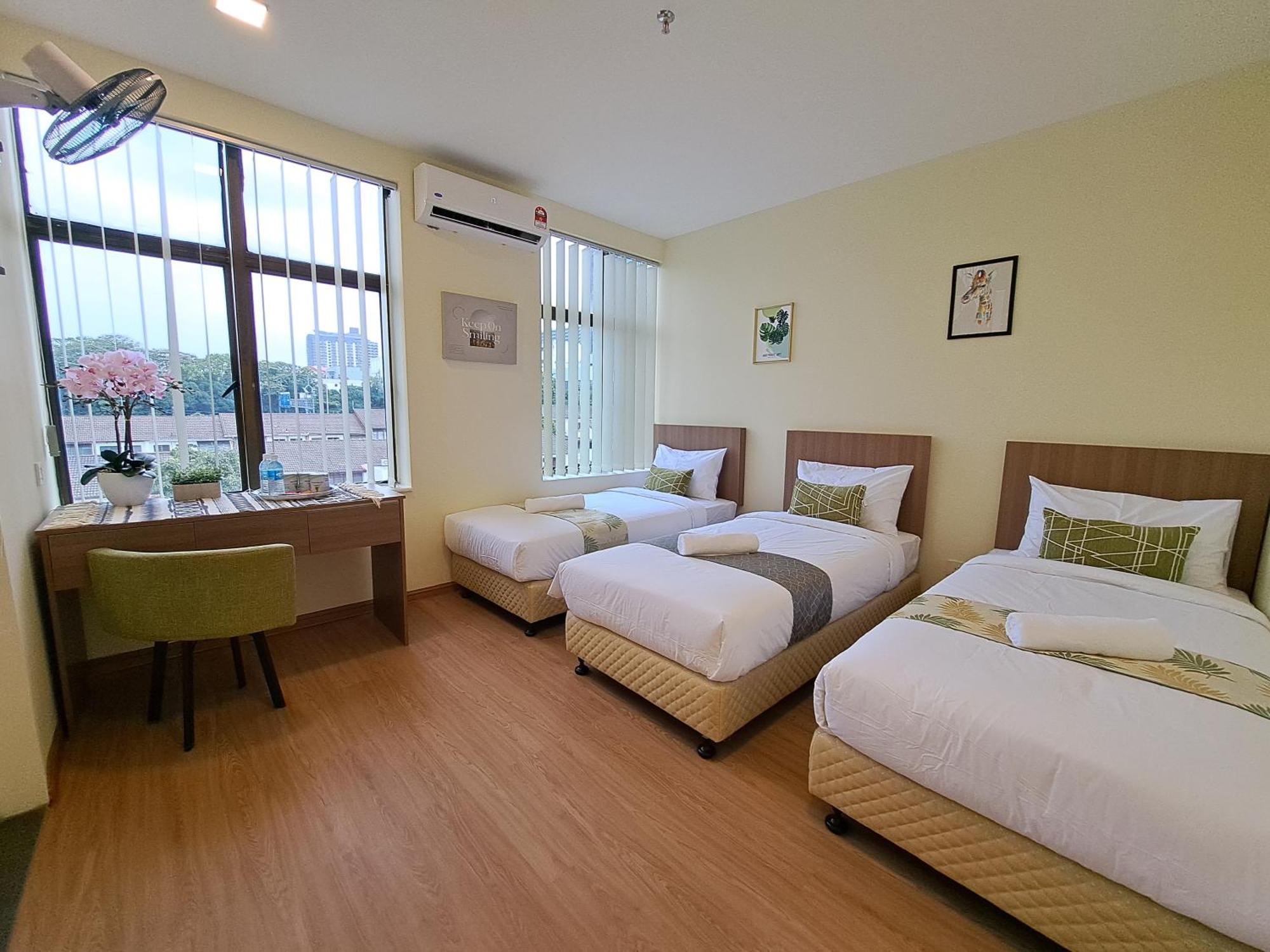 Scc Hotel Pj Петалинг Джая Екстериор снимка